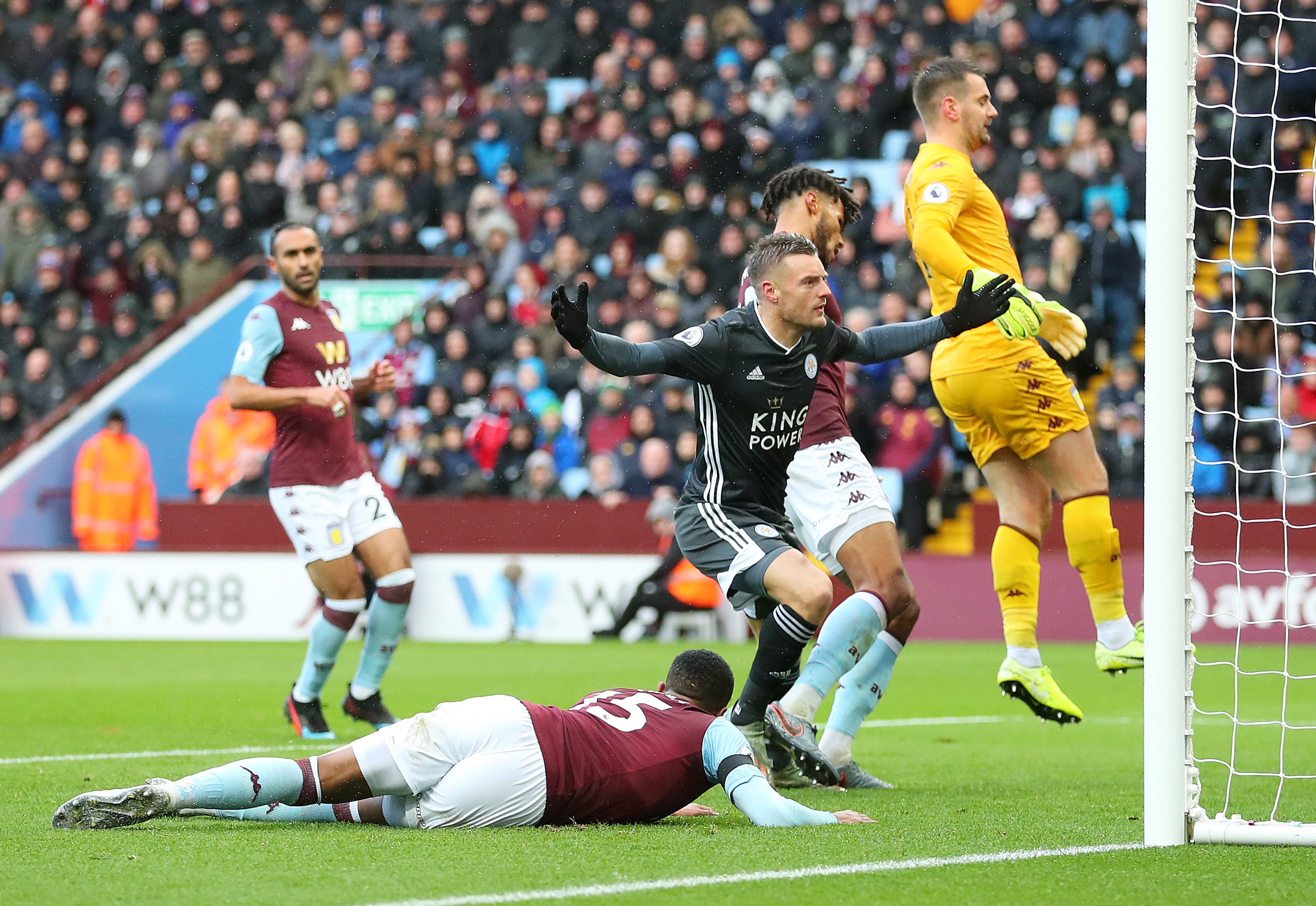 仅是球场上 仅是球场上